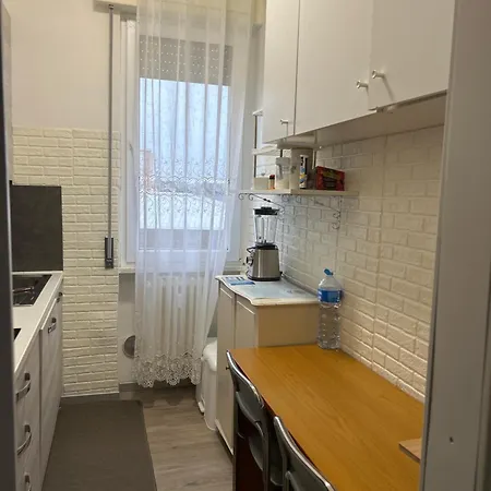 Rum i privatbostad Stanza Dima *