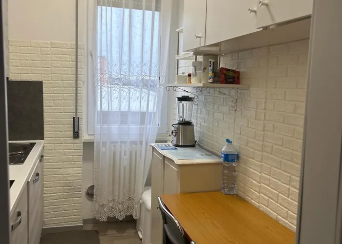 Δωμάτια σε οικογενειακή κατοικία Stanza Dima *